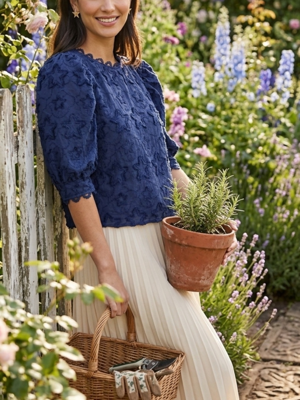 FARM Rio Navy Star Appliqué Puff Sleeve Blouse NWOT - Picture 2 of 7